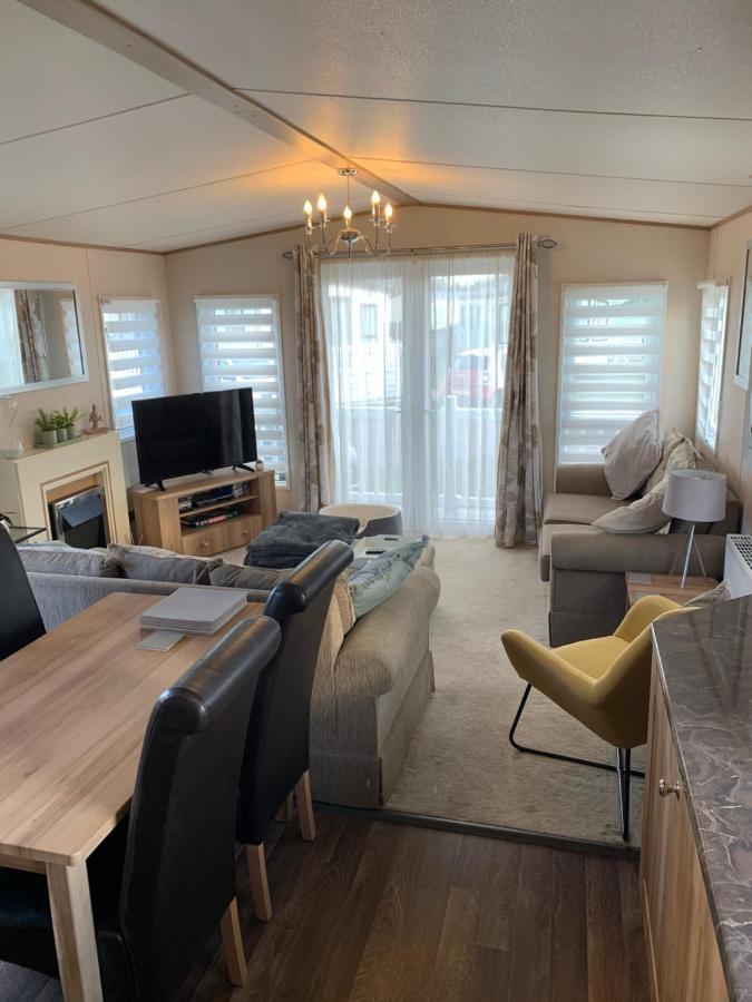 Norfolk Caravan Staycation Pet Friendly Belton with Browston ภายนอก รูปภาพ