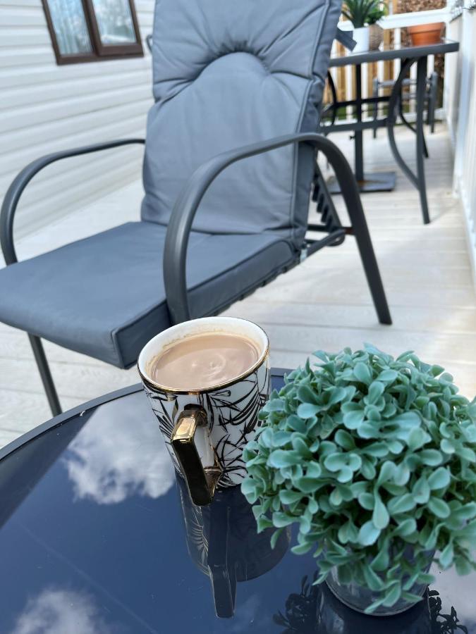 Norfolk Caravan Staycation Pet Friendly Belton with Browston ภายนอก รูปภาพ