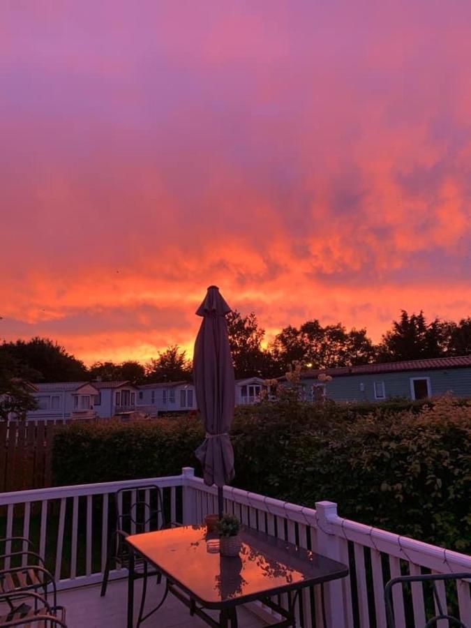 Norfolk Caravan Staycation Pet Friendly Belton with Browston ภายนอก รูปภาพ