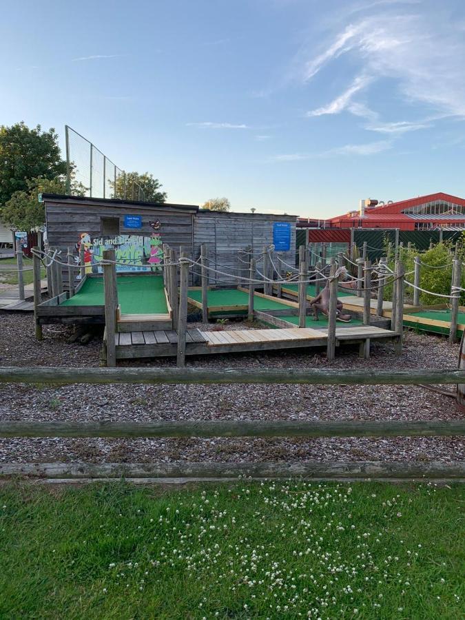 Norfolk Caravan Staycation Pet Friendly Belton with Browston ภายนอก รูปภาพ